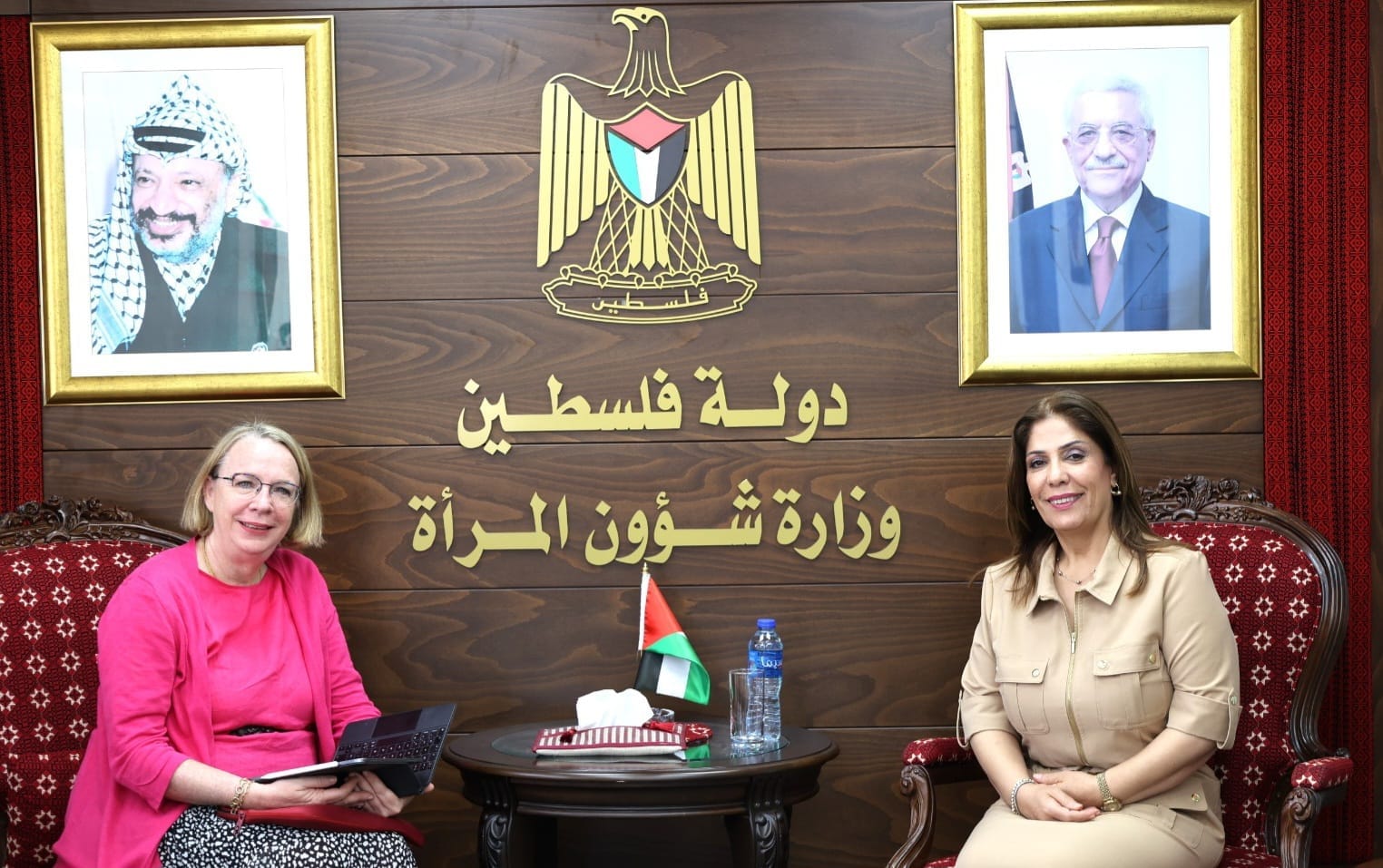 بحثت وزيرة شؤون المرأة منى الخليلي، مع ممثلة هيئة الأمم المتحدة للمرأة ماريس جيموند.