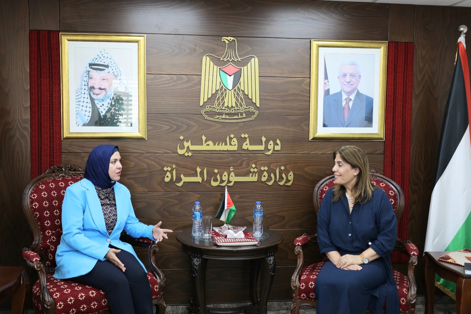 وزيرة شؤون المرأة بحثت تعزيز التعاون في مجال اعداد وصياغة التشريعات