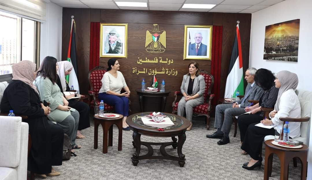 الخليلي: نسعى إلى شراكة حقيقة وحوار مفتوح مع المؤسسات الإعلامية