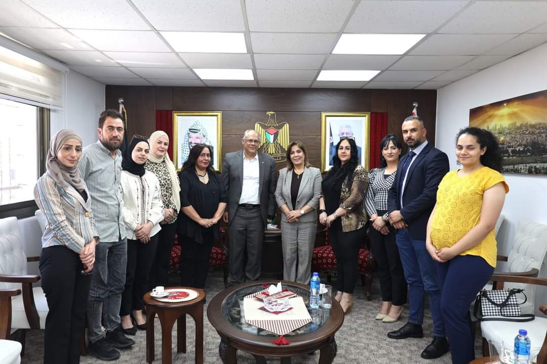 لقاء وزيرة شؤون المرأة منى الخليلي بوفد من الأكاديمية الدولية المناهضة للابرتهايد 