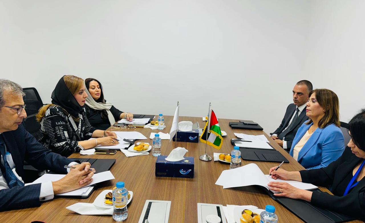 على هامش منتدى أسوان الرابع للسلام والتنمية المستدامين في القاهرة