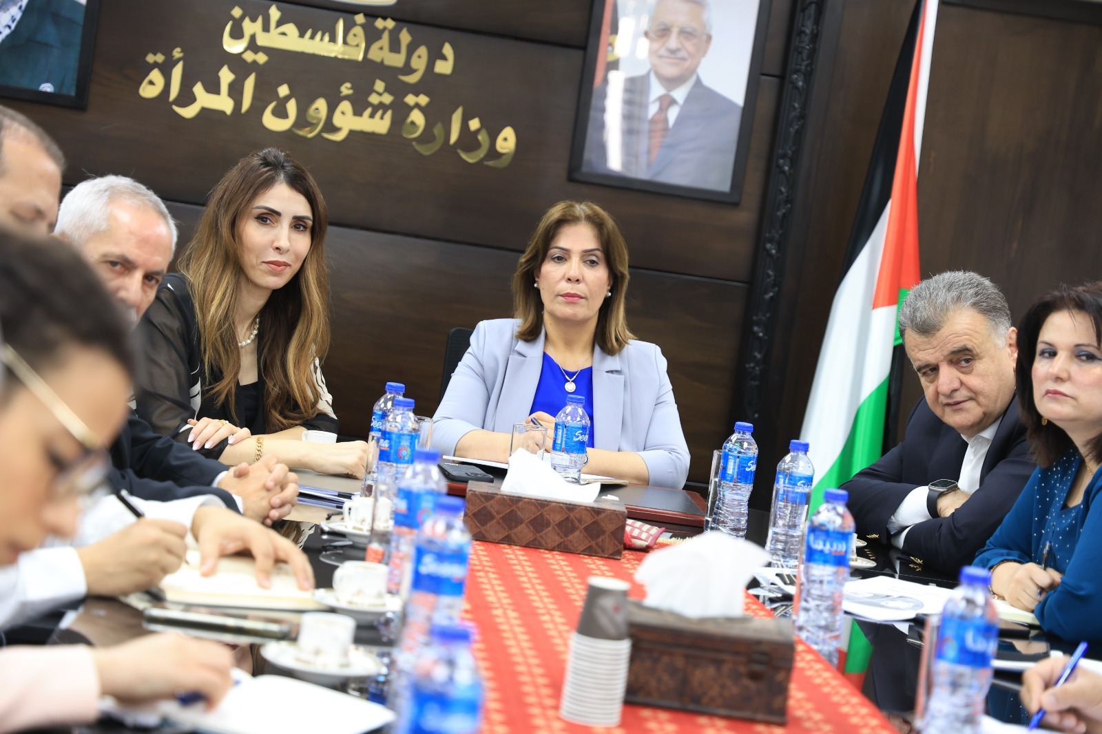 لقاء الخليلي والعطاري وسعد لمراجعة وتفعيل اللجنة الوطنية لتعزيز الانصاف بالأجور