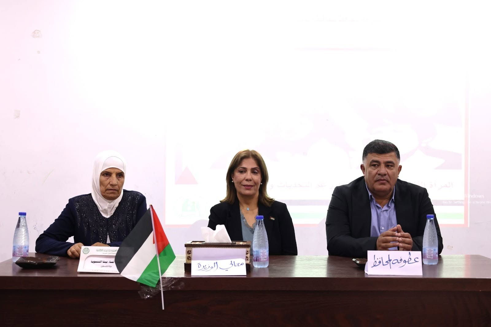 الخليلي: قرية بيتا أيقونة مقاومة الاستيطان ونساؤها عصيات على الكسر