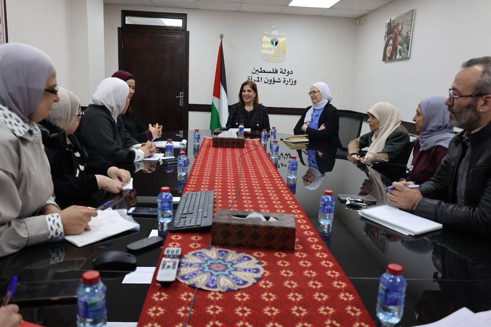 "شؤون المرأة" تبحث مع  “نجوم الأمل” ومرصد السياسات الاجتماعية والاقتصادية سبل تعزيز إدماج النساء ذوات الإعاقة في السياسات العامة والتشريعات الوطنية