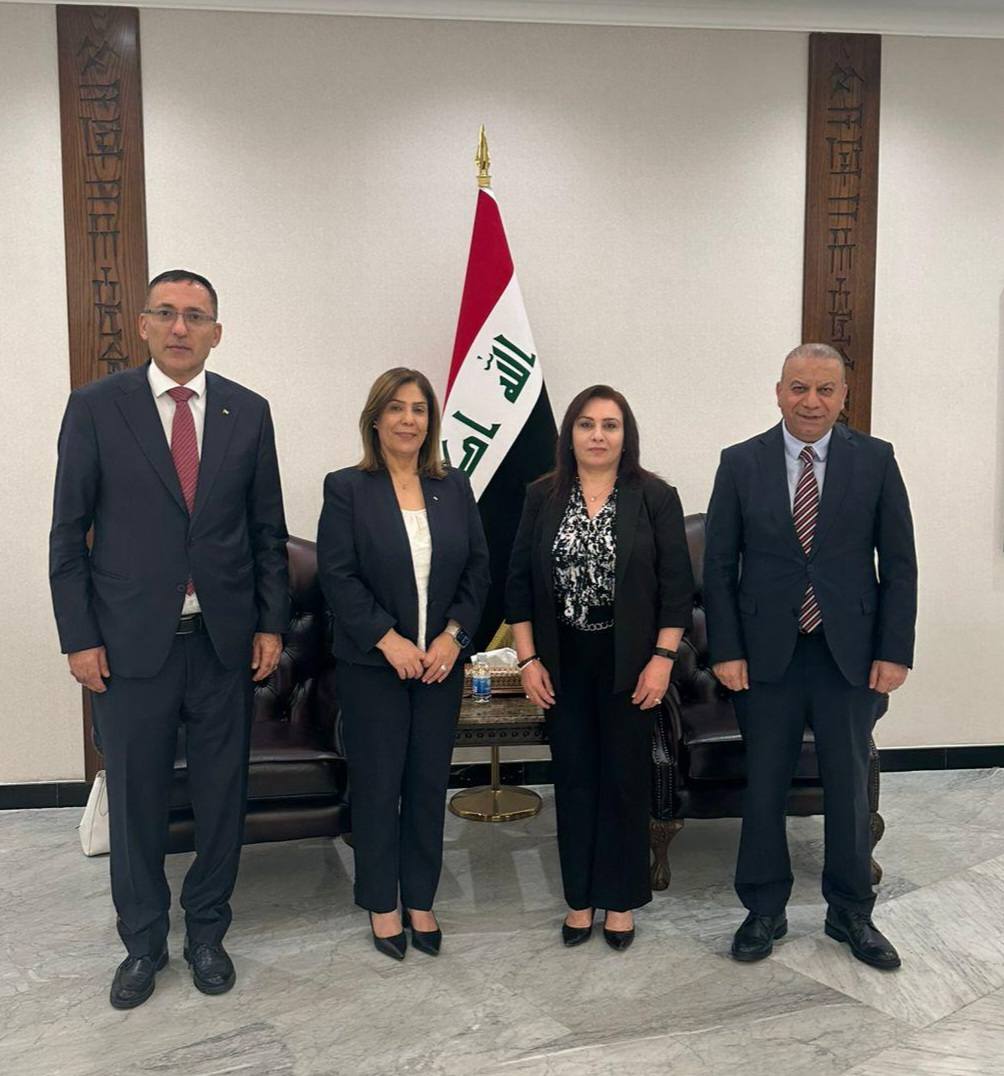 وصلت مساء اليوم وزيرة شؤون المرأة السيدة منى الخليلي إلى جمهورية العراق الشقيق برفقة مستشارها للعلاقات الخارجية د.حنا نخلة، للمشاركة في مؤتمر لإطلاق المؤشر الإقليمي للعنف ضد النساء والفتيات.