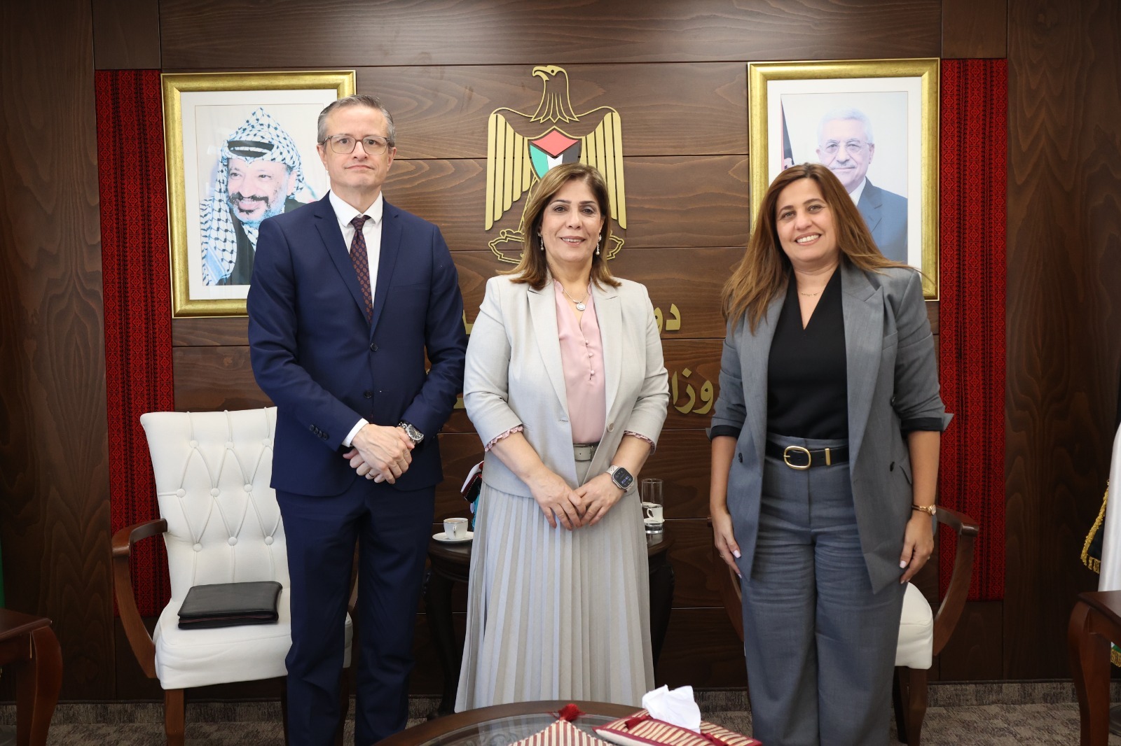 وزيرة شؤون المرأة تبحث مع مدير منظمة العمل الدولية في القدس سبل التعاون لدعم النساء العاملات